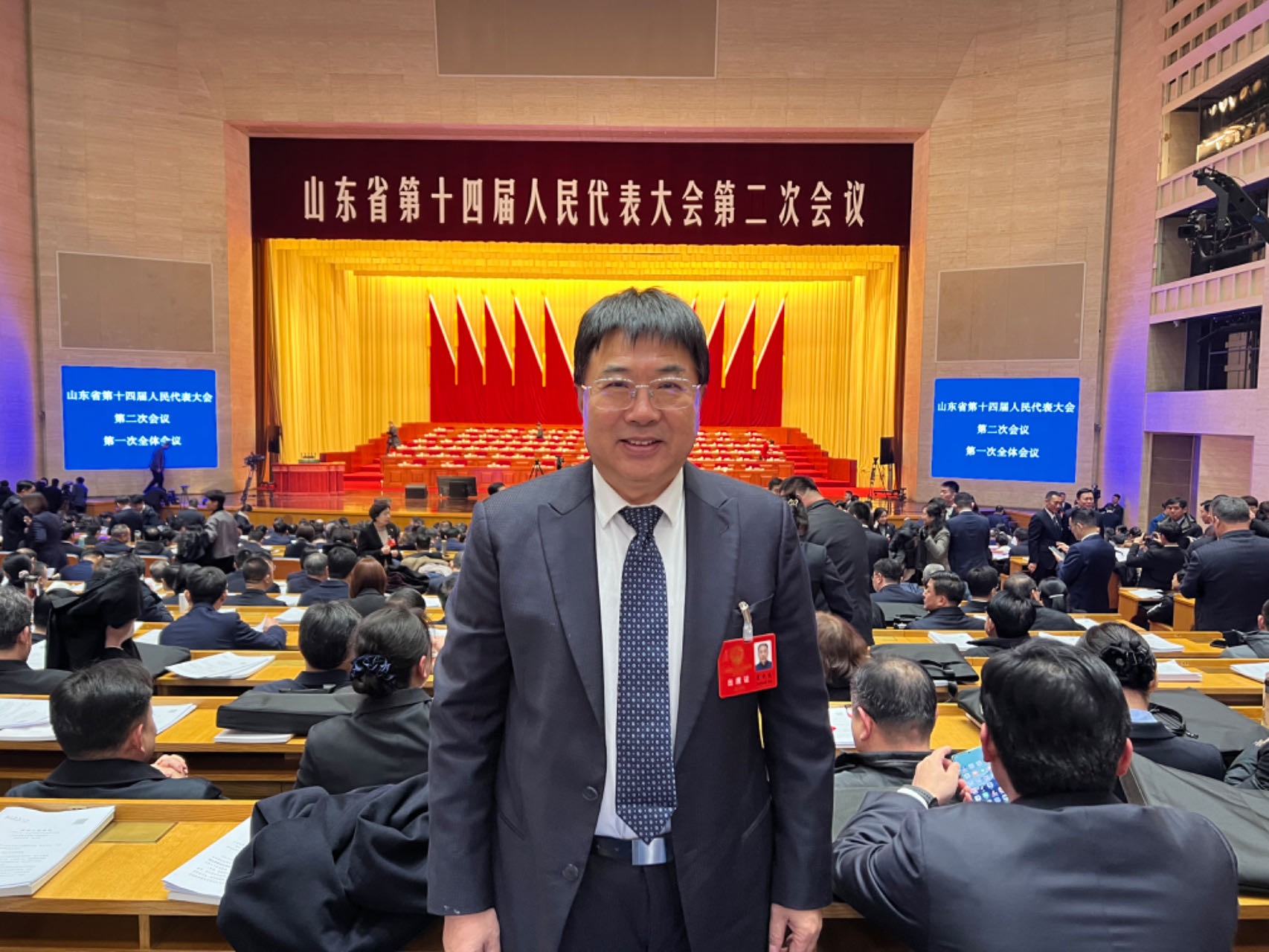 【新闻】服膺使命担任，当真履职尽责——优德88股份董事长曹积生出席省人代会